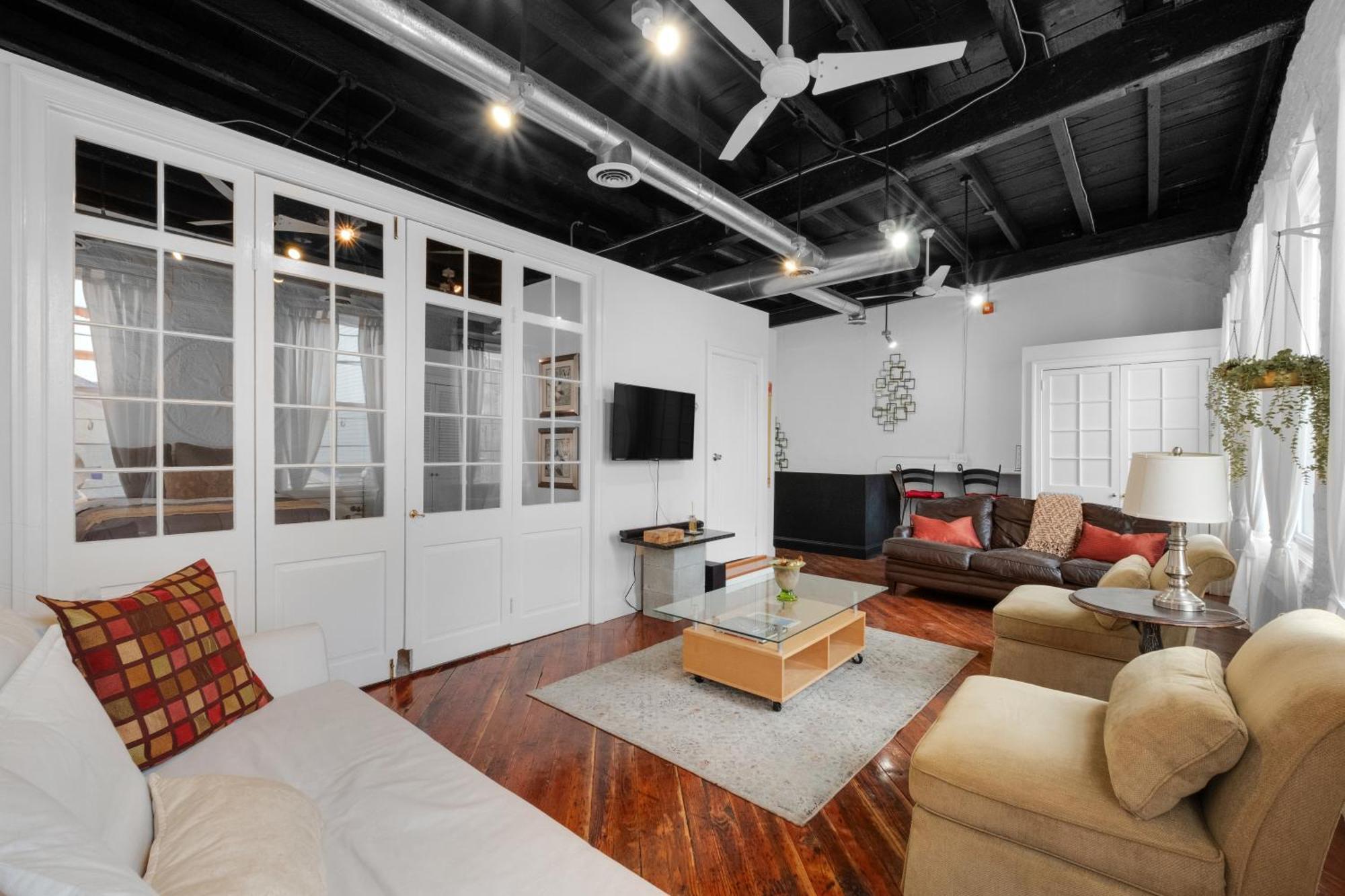 Historic Germantown 1br Loft * Philadelphia
