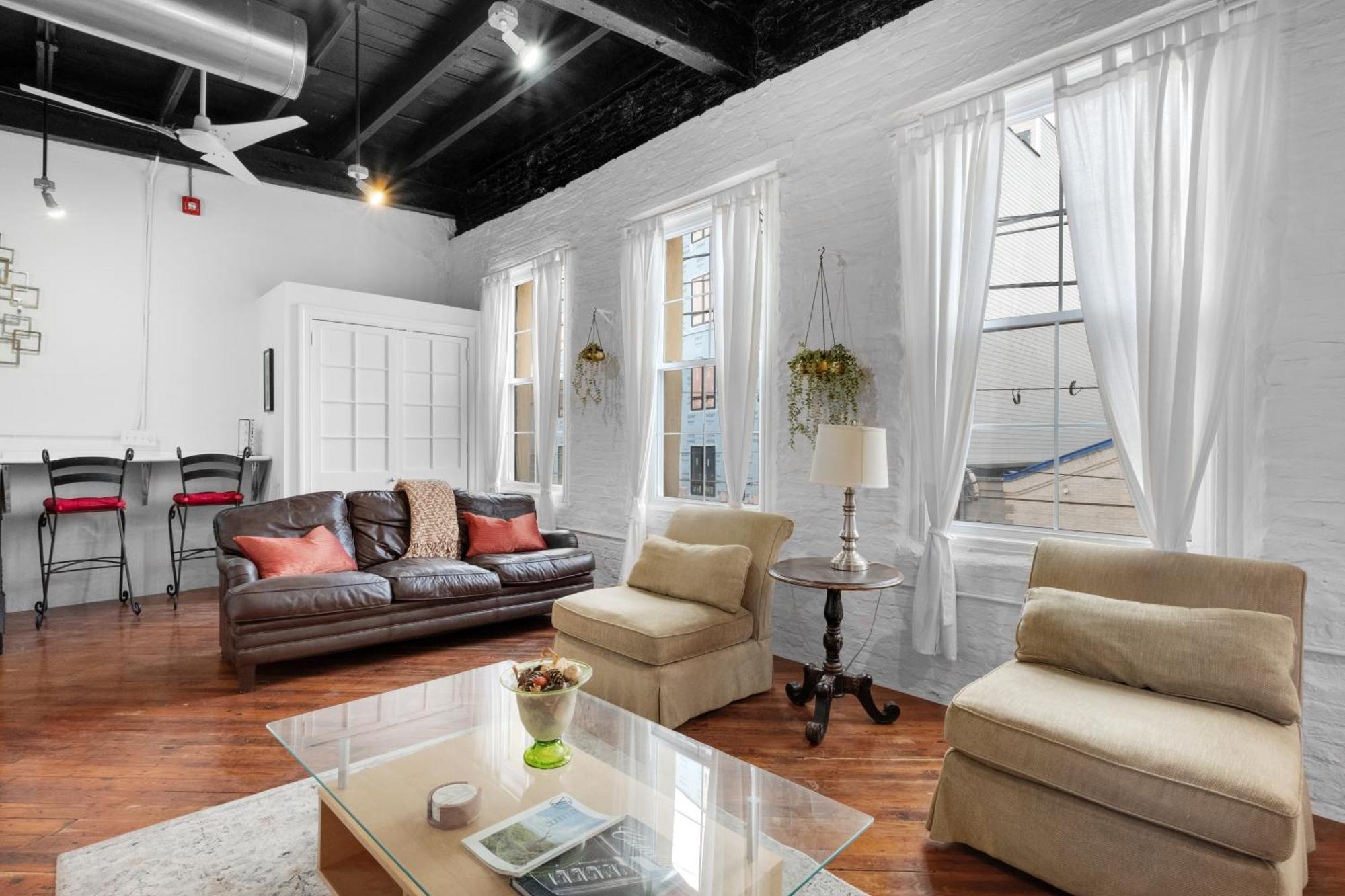 Historic Germantown 1br Loft Apartment Philadelphia